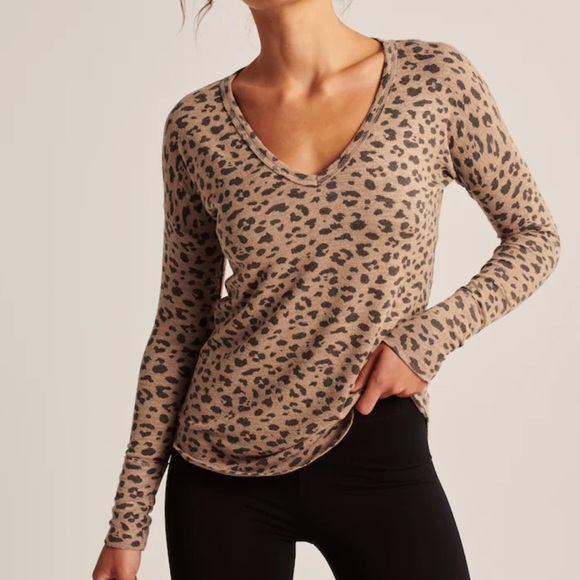 Abercrombie & Fitch Tops - New S leopard print legging top